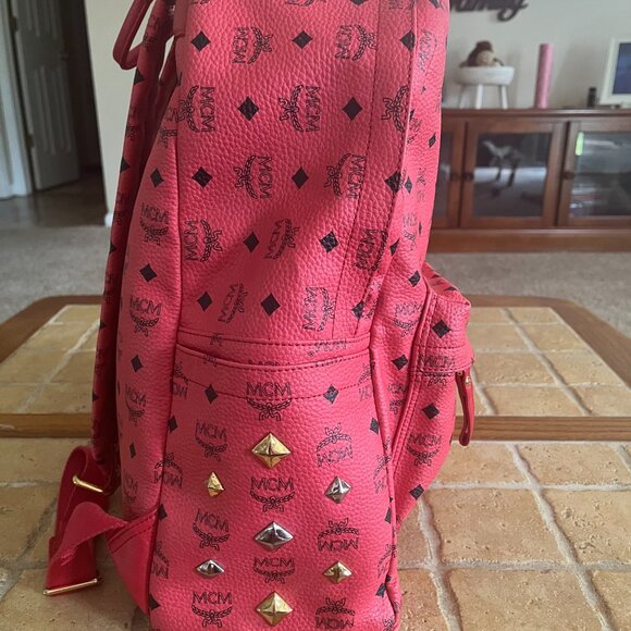 MCM Stark Backpack in a Hot Pink Visetos coated canvas with stud embellishments - Picture 5 of 8